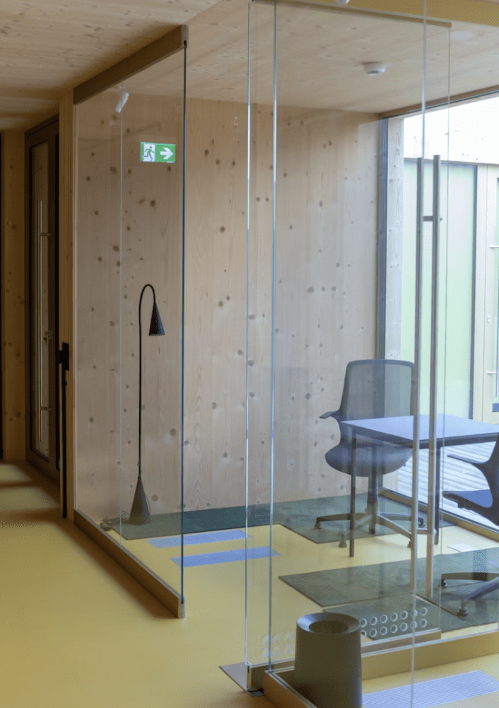 Bureau travail expertise reconnaissance